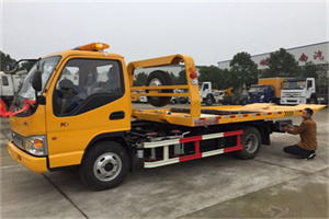 衡东哪里有拖车服务